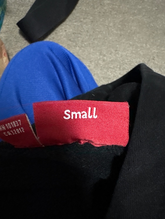 supreme corteiz パーカー（古着・ファッション）の商品画像 - 査定依頼日：2026年3月28日 - 最高査定価格：100,000円