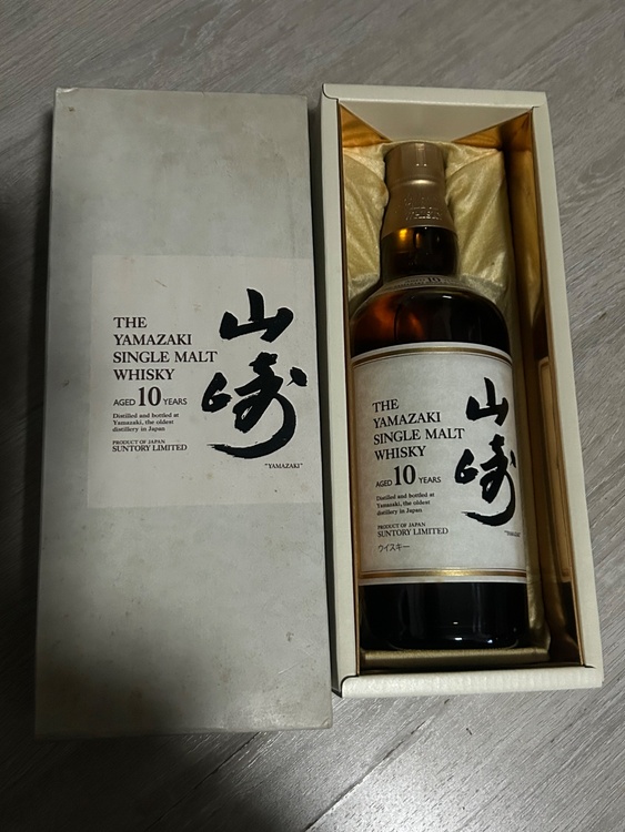 ウイスキー サントリー山崎 （お酒）の商品画像 - 査定依頼日：2025年12月27日 - 最高査定価格：18,000円