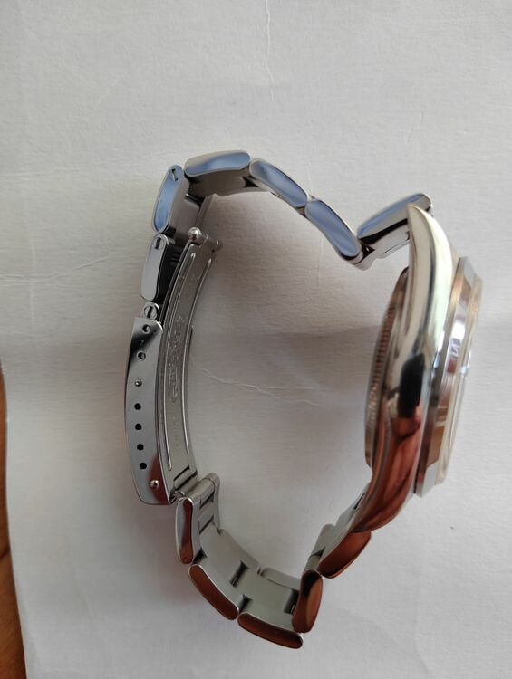 ロレックス エアキング 14000m（高級時計）の商品画像 - 査定依頼日：2025年6月29日 - 最高査定価格：600,000円