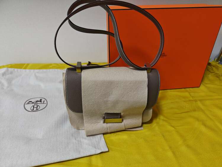 コンスタンス24 エトゥープ　シルバー金具（ブランドバッグ）の商品画像 - 査定依頼日：2025年3月29日 - 最高査定価格：1,700,000円