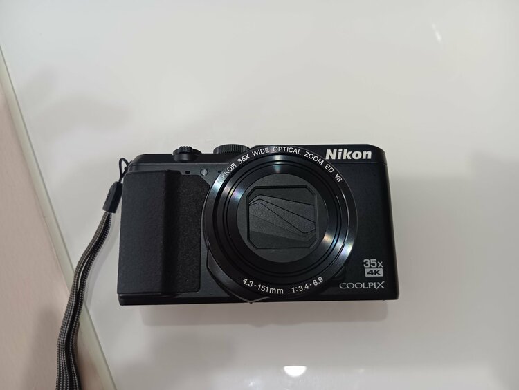COOLPIX A900（カメラ）の商品画像 - 査定依頼日：2026年5月7日 - 最高査定価格：28,100円