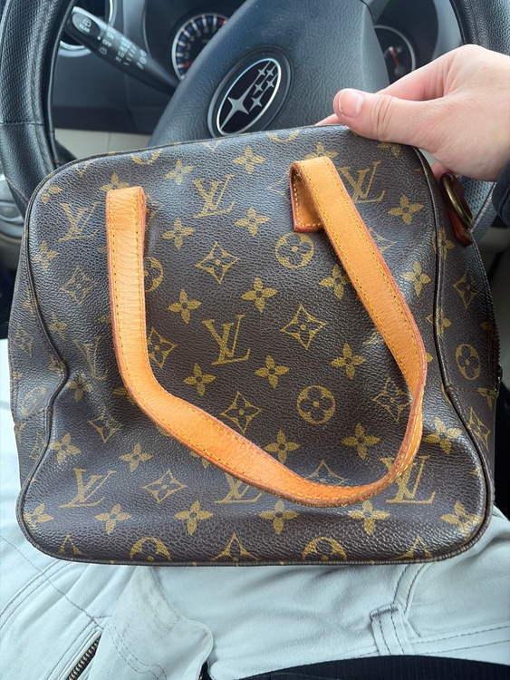 ルイヴィトン モノグラム （ブランドバッグ）の商品画像 - 査定依頼日：2025年12月17日 - 最高査定価格：100,000円