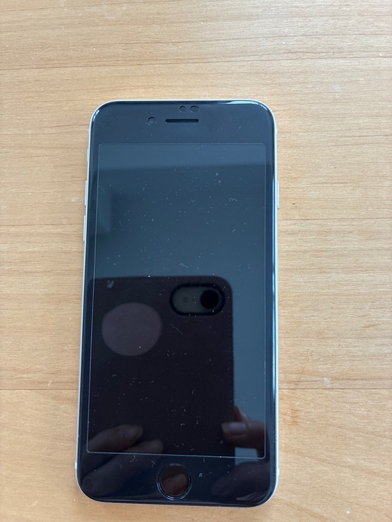iPhone iPhone SE (第 3 世代) 128GB au（スマホ）の商品画像 - 査定依頼日：2026年7月5日 - 最高査定価格：22,500円