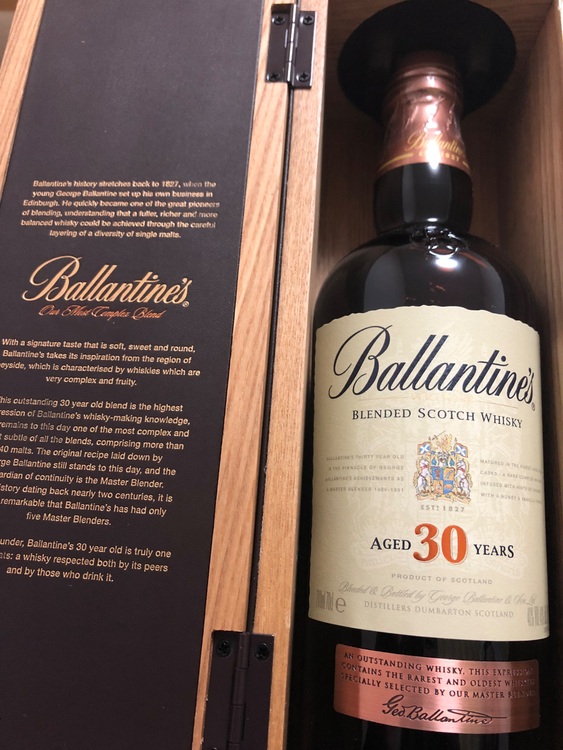 ウイスキー バランタイン （お酒）の商品画像 - 査定依頼日：2025年6月4日 - 最高査定価格：25,100円