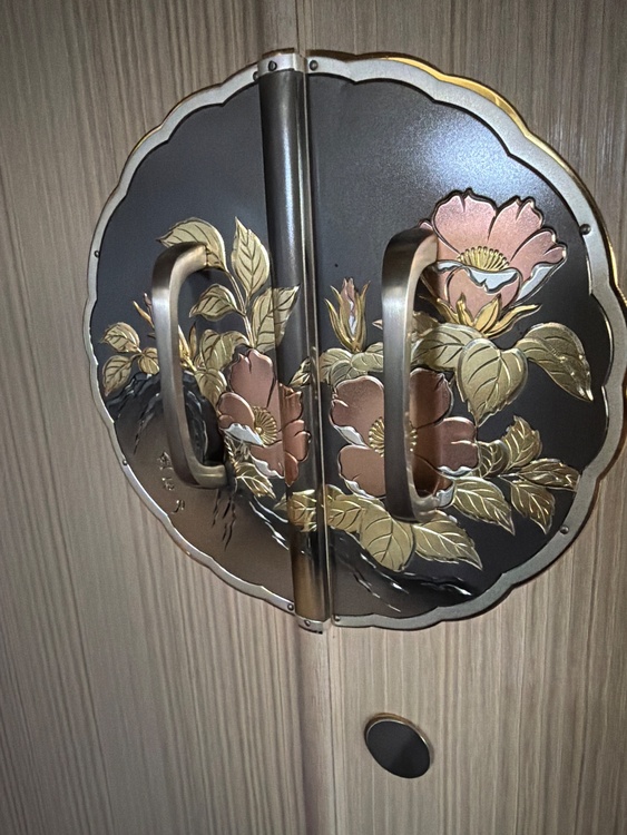 桐箪笥（美術品・骨董品）の商品画像 - 査定依頼日：2025年12月8日 - 最高査定価格：3,000円