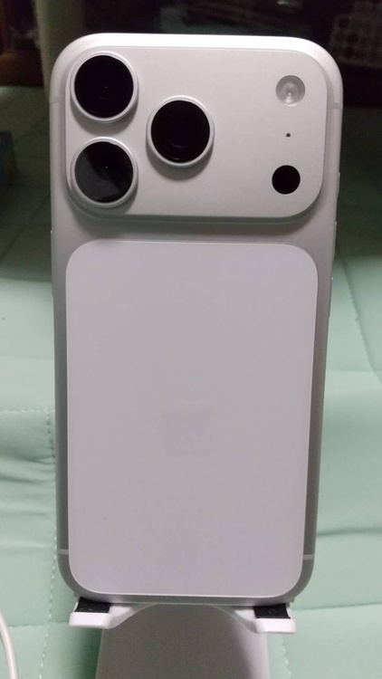 iPhone iPhone 17 Pro 256GB Softbank（スマホ）の商品画像 - 査定依頼日：2026年7月2日 - 最高査定価格：160,000円