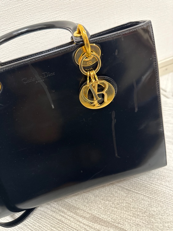 レディディオール　パテントレザー（ブランドバッグ）の商品画像 - 査定依頼日：2025年11月29日 - 最高査定価格：50,000円