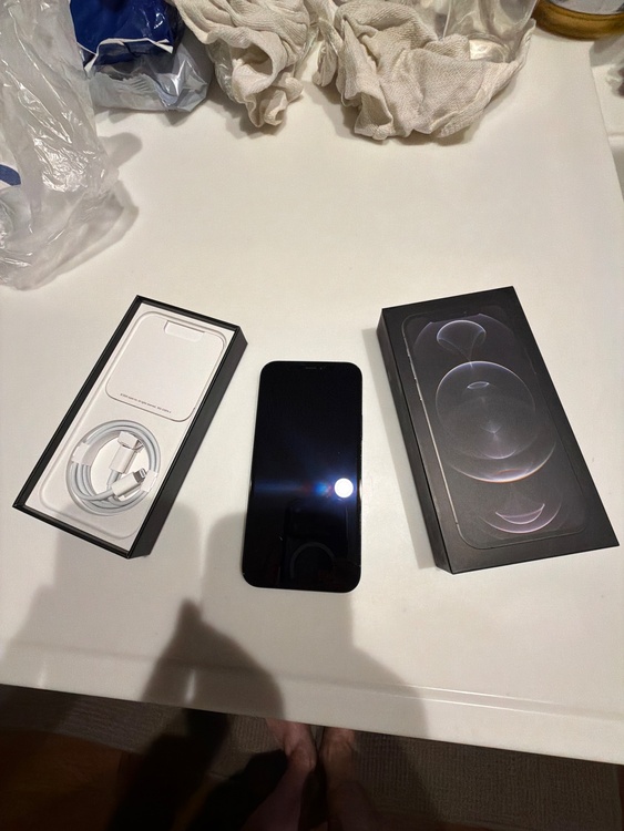 iPhone iPhone 12 Pro 128GB Softbank（スマホ）の商品画像 - 査定依頼日：2026年5月31日 - 最高査定価格：31,000円