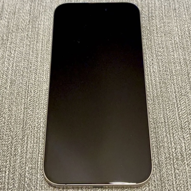 iPhone 15 Pro 128GB SIMフリー（スマホ）の商品画像 - 査定依頼日：2026年2月21日 - 最高査定価格：74,000円