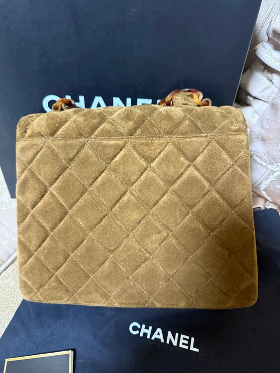 ショルダーバッグ（ブランドバッグ）の商品画像 - 査定依頼日：2025年1月15日 - 最高査定価格：160,000円