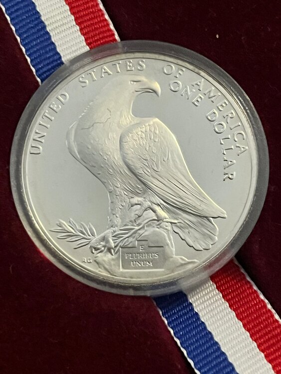 ロサンゼルスオリンピック　記念コイン（美術品・骨董品）の商品画像 - 査定依頼日：2024年10月9日 - 最高査定価格：2,000円