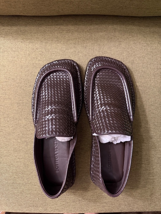 ボッテガ・ヴェネタ  （ブランドバッグ）の商品画像 - 査定依頼日：2025年10月2日 - 最高査定価格：50,000円