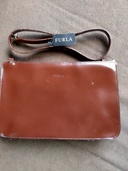 FURLA ショルダーバッグ（ブランド財布・小物）の商品画像 - 査定依頼日：2021年9月11日 - 最高査定価格：10,000円