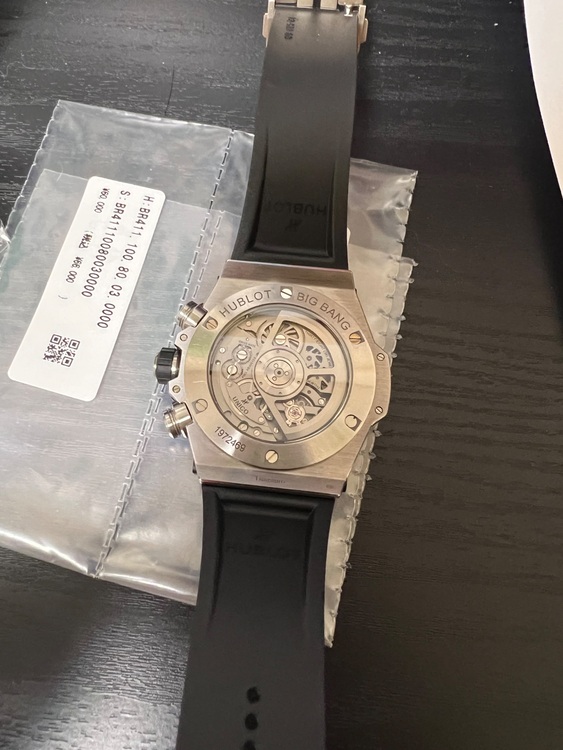 ビッグバンウニコ（高級時計）の商品画像 - 査定依頼日：2025年9月27日 - 最高査定価格：1,100,000円