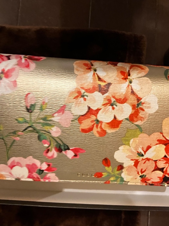 GUCCI GGブルームス メタリックレザー チェーンウォレットバッグ（ブランドバッグ）の商品画像 - 査定依頼日：2026年9月24日 - 最高査定価格：60,000円