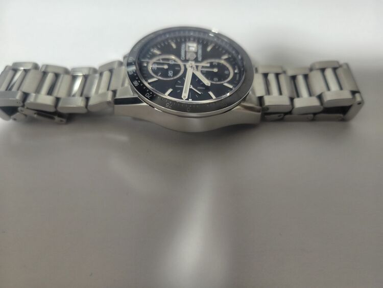 TAG HEUER クロノグラフ キャリバー16 ブラック（高級時計）の商品画像 - 査定依頼日：2025年10月31日 - 最高査定価格：210,000円