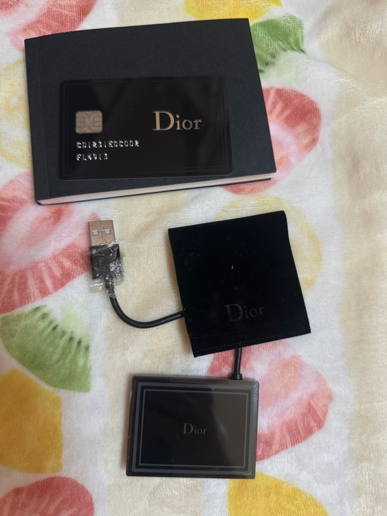 Dior オンユイット（高級時計）の商品画像 - 査定依頼日：2026年5月16日 - 最高査定価格：100,000円