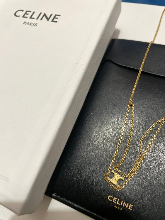 セリーヌ  （ブランドバッグ）の商品画像 - 査定依頼日：2025年5月8日 - 最高査定価格：35,000円