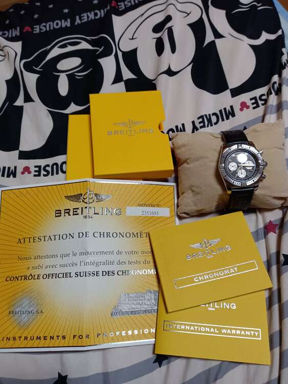 ブライトリングab0115（高級時計）の商品画像 - 査定依頼日：2025年3月5日 - 最高査定価格：410,000円