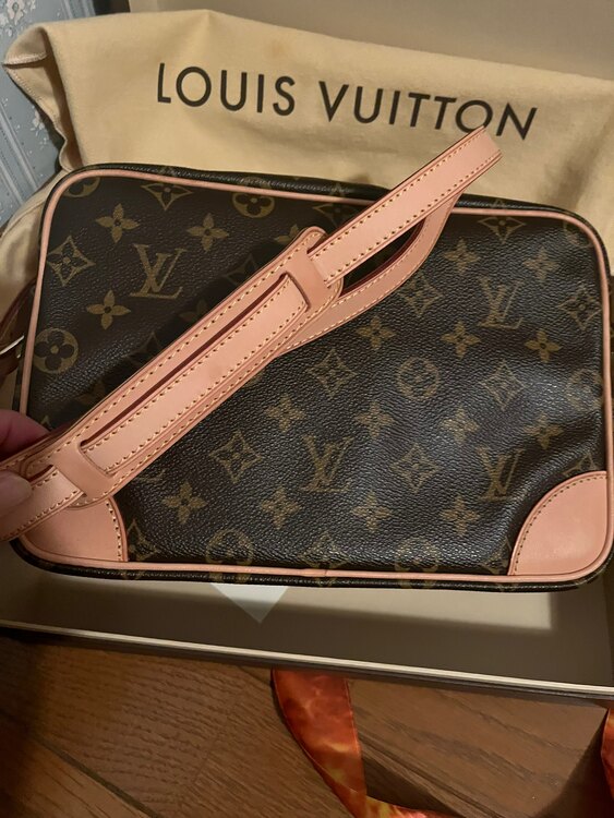 トロカデロ （ブランドバッグ）の商品画像 - 査定依頼日：2025年1月12日 - 最高査定価格：60,000円