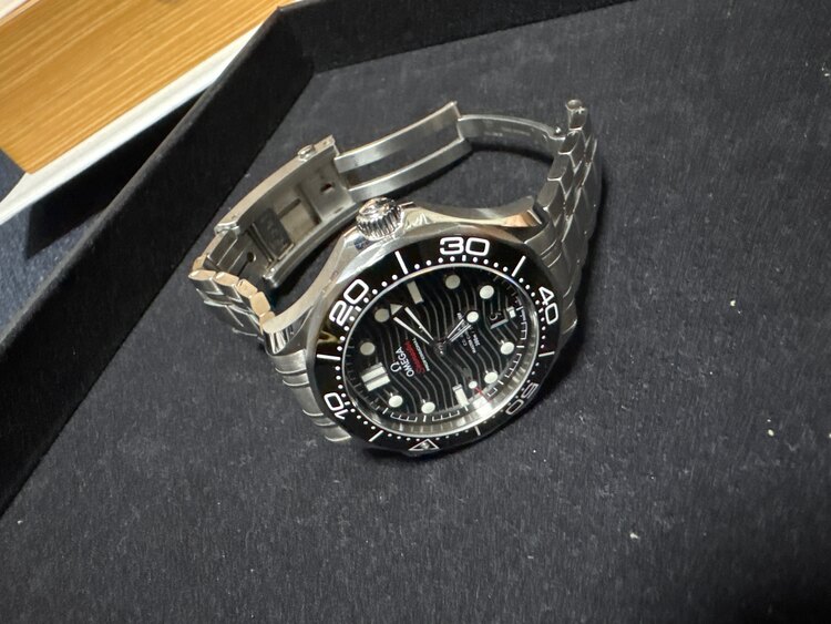 オメガ シーマスター 210.30.42.20.01.001（高級時計）の商品画像 - 査定依頼日：2025年5月14日 - 最高査定価格：570,000円