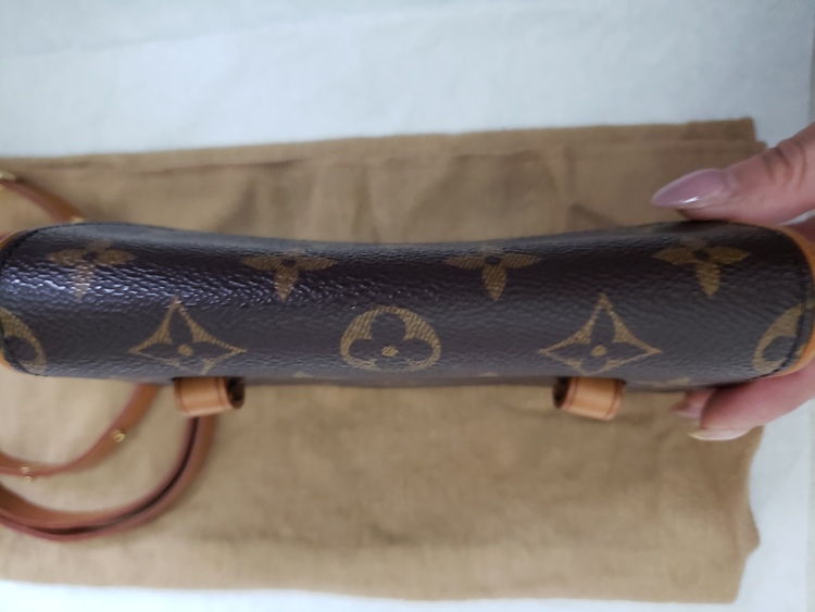 フロランティーヌ（ブランドバッグ）の商品画像 - 査定依頼日：2020年11月8日 - 最高査定価格：51,000円