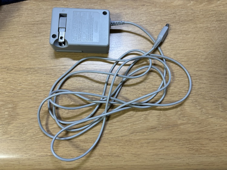 ニンテンドー3DS AQUA BLUE（ゲーム機本体・ゲームソフト）の商品画像 - 査定依頼日：2023年10月4日 - 最高査定価格：5,500円