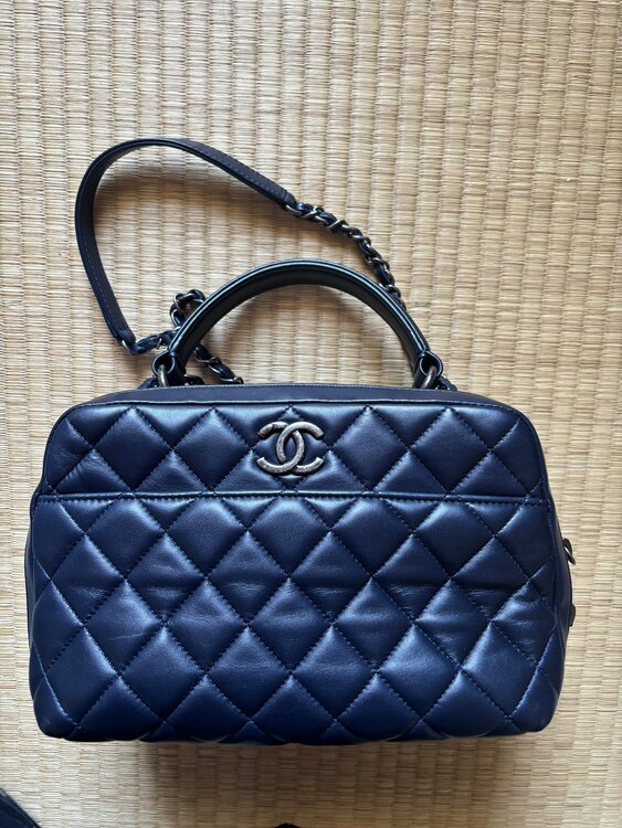 ショルダーバッグ（ブランドバッグ）の商品画像 - 査定依頼日：2025年4月12日 - 最高査定価格：350,000円