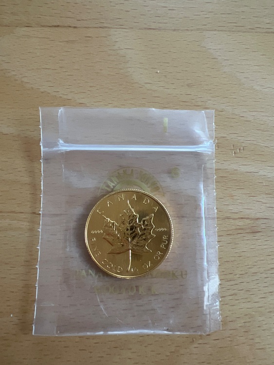 メイプルリーフ金貨1/2オンス（金・貴金属）の商品画像 - 査定依頼日：2025年10月25日 - 最高査定価格：337,000円