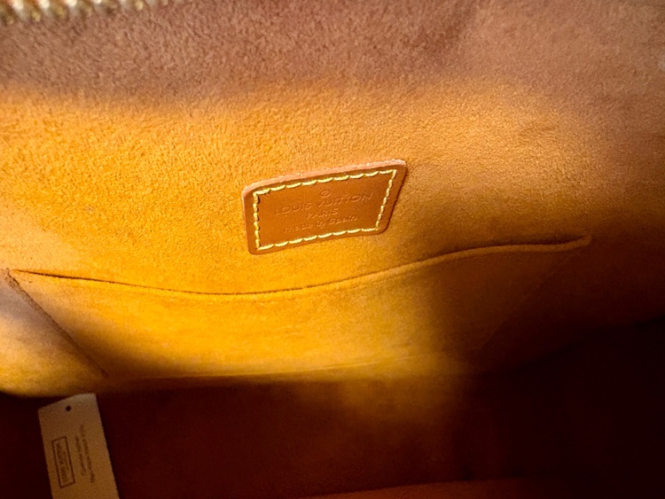 LOUIS VUITTON エピヴォルテール　ケニアブラウンM52438 新同品（ブランドバッグ）の商品画像 - 査定依頼日：2026年2月4日 - 最高査定価格：40,000円