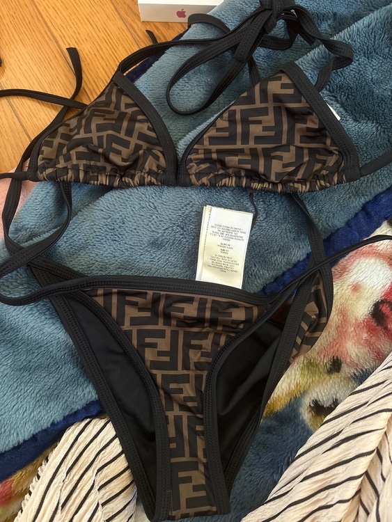 フェンディ  （ブランドバッグ）の商品画像 - 査定依頼日：2025年9月27日 - 最高査定価格：25,000円