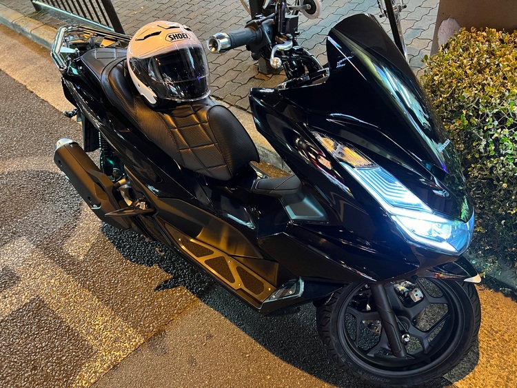 PCX125cc ブラック　超美品（バイク用品）の商品画像 - 査定依頼日：2025年10月29日 - 最高査定価格：110,000円