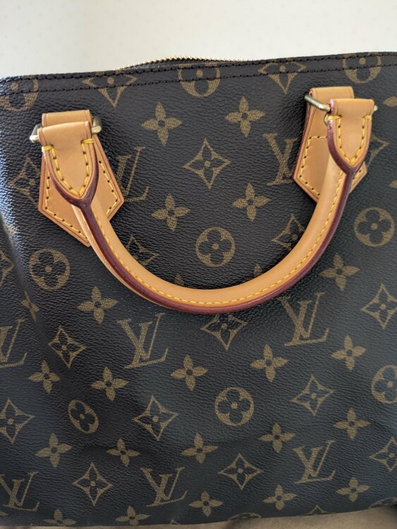 Textile enduit Garnitures cuir de vachette（ブランドバッグ）の商品画像 - 査定依頼日：2026年9月18日 - 最高査定価格：100,000円
