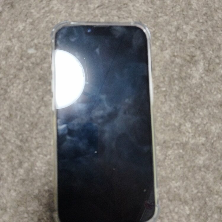 iPhone 13 128GB SIMフリー（スマホ）の商品画像 - 査定依頼日：2026年2月7日 - 最高査定価格：36,000円