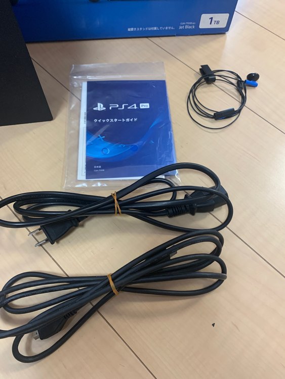 PS4 Pro 1TB（ゲーム機本体・ゲームソフト）の商品画像 - 査定依頼日：2023年9月16日 - 最高査定価格：14,000円