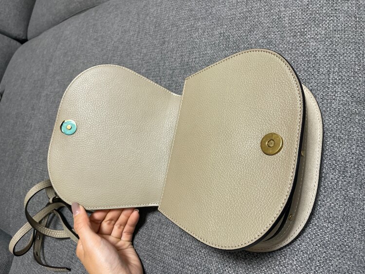 クロエナイル（ブランドバッグ）の商品画像 - 査定依頼日：2025年4月9日 - 最高査定価格：40,000円