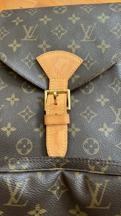 リュック（ブランドバッグ）の商品画像 - 査定依頼日：2025年4月1日 - 最高査定価格：100,000円