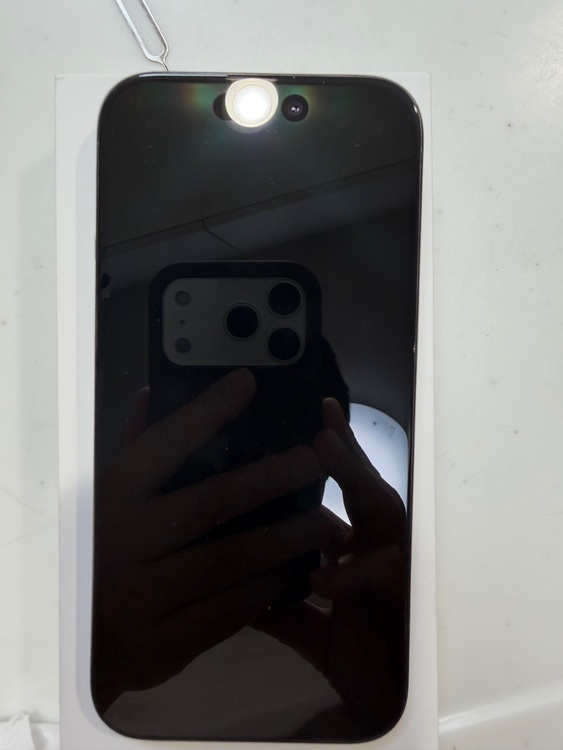 iPhone 15 Pro 128GB SIMフリー（スマホ）の商品画像 - 査定依頼日：2025年9月22日 - 最高査定価格：100,000円