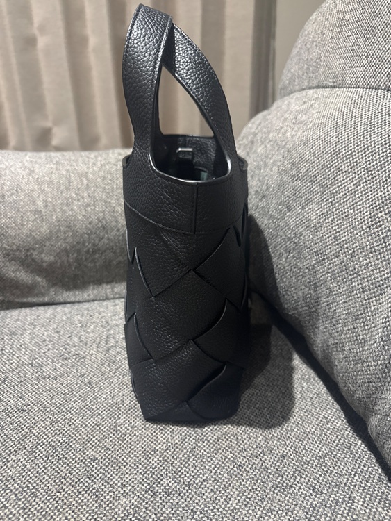 ボッテガ・ヴェネタ  （ブランドバッグ）の商品画像 - 査定依頼日：2026年2月19日 - 最高査定価格：250,000円