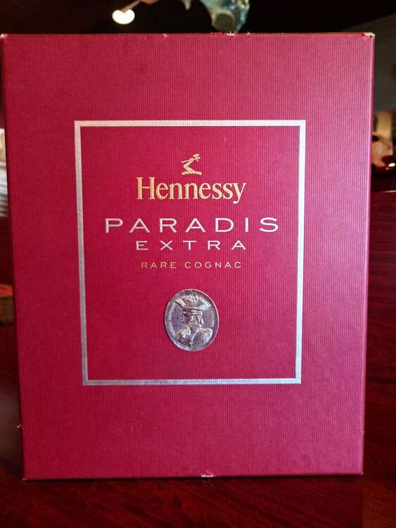 ブランデー ヘネシー （お酒）の商品画像 - 査定依頼日：2025年2月21日 - 最高査定価格：80,000円