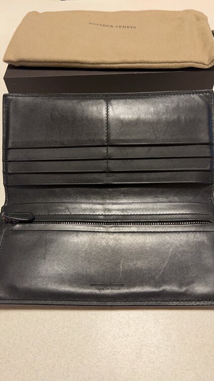 ボッテガ・ヴェネタ  （ブランドバッグ）の商品画像 - 査定依頼日：2025年4月13日 - 最高査定価格：20,000円