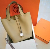 ピコタン18（ブランドバッグ）の商品画像 - 査定依頼日：2025年7月21日 - 最高査定価格：560,000円