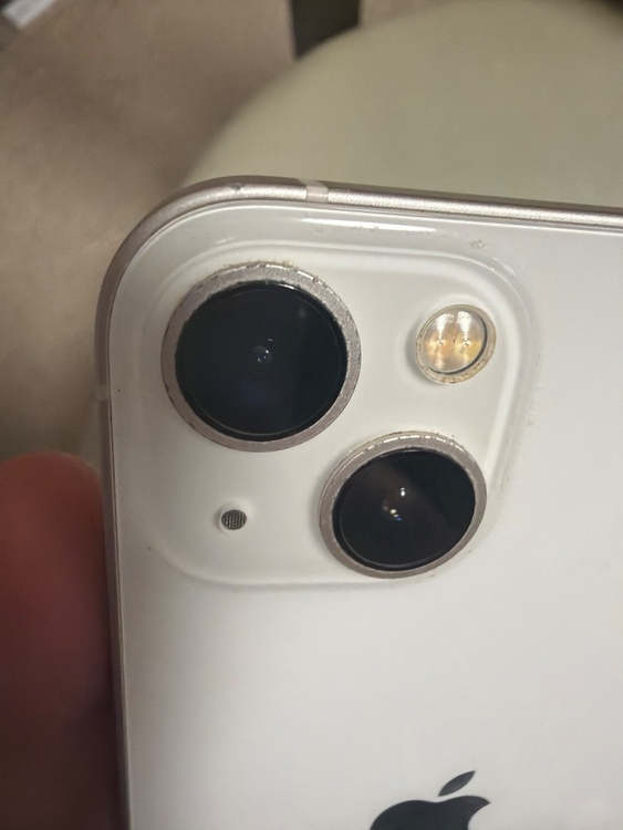 iPhone 13 256GB SIMフリー（スマホ）の商品画像 - 査定依頼日：2026年2月15日 - 最高査定価格：36,000円