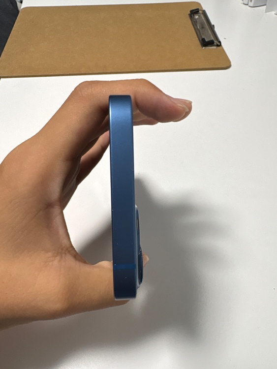 iPhone13（スマホ）の商品画像 - 査定依頼日：2026年7月12日 - 最高査定価格：40,000円