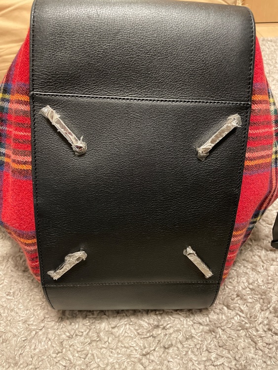 ロエベ　ハンモックミディアム　タータンチェック（ブランドバッグ）の商品画像 - 査定依頼日：2025年12月4日 - 最高査定価格：70,000円