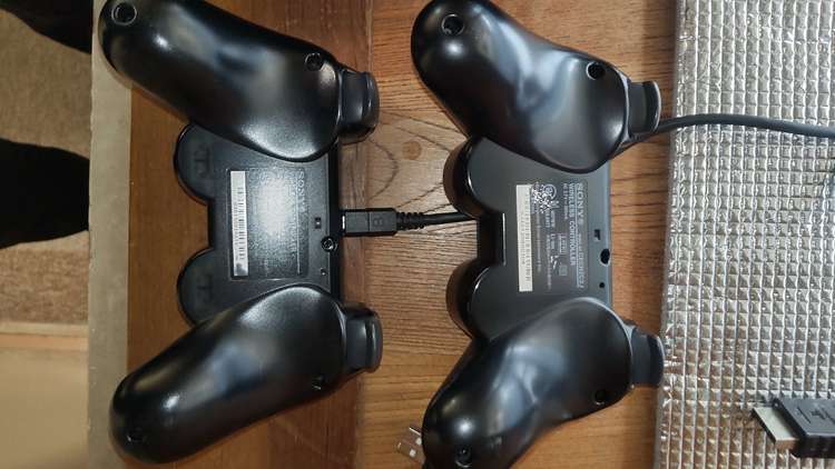 CHCH-2500A（ゲーム機本体・ゲームソフト）の商品画像 - 査定依頼日：2023年10月15日 - 最高査定価格：6,000円