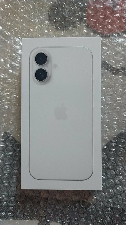 iPhone（スマホ）の商品画像 - 査定依頼日：2026年5月17日 - 最高査定価格：100,000円