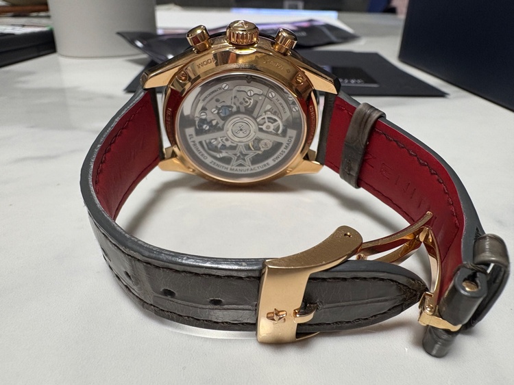 クロノマスタースポーツ（高級時計）の商品画像 - 査定依頼日：2025年12月11日 - 最高査定価格：1,600,000円