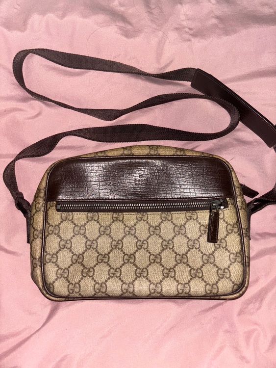 グッチ  （ブランドバッグ）の商品画像 - 査定依頼日：2025年11月20日 - 最高査定価格：15,000円