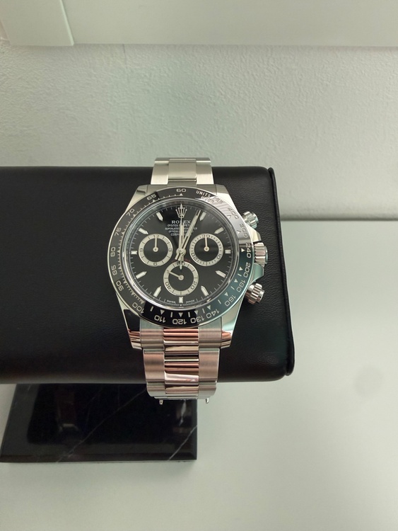 126500LN（高級時計）の商品画像 - 査定依頼日：2026年1月20日 - 最高査定価格：4,650,000円